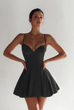 Une ligne Robe Spaghetti Satin Fines Petite Robe Noire