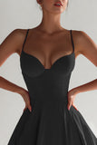 Une ligne Robe Spaghetti Satin Fines Petite Robe Noire