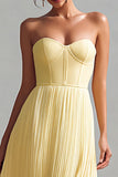Robe formelle longue jonquille bustier plissé sans bretelles