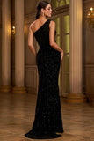 Robe de soirée noire longue à sequins sur une épaule avec fente