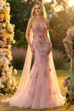 Sweetheart Blush sirène de bal longue robe de promo brodée avec écharpe au col