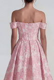 Corset Jacquard rose à épaules dénudées, une robe midi Line