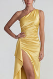 Jaune, une épaule, satin froncé à volants, fourreau long, robe formelle longue avec fente