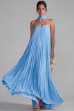 Robe formelle en chiffon bleu plissée à longues lignes avec ruban