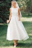 Robe de mariée en satin midi à col bateau blanc A Line