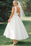 Robe de mariée en satin midi à col bateau blanc A Line
