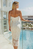 Robe de mariée en dentelle blanche à bretelles fines