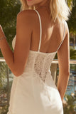 Robe de mariée moulante en dentelle à bretelles fines ivoire