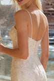 Robe de mariée bodycon en dentelle ivoire à bretelles fines