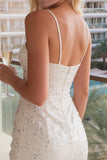 Robe de mariée moulante aux bretelles fines en ivoire scintillante