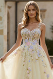 Robe longue de bal en A-line jaune clair à bretelles fines brodées en tulle