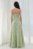 Robe de demoiselle d’honneur Dusty Sage Bloomless Strapless A Line Long