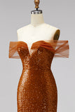 Robe de bal de bal sirène dénudée d’épaules, paillettes à col V avec traîne en arc