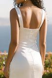 Robe de fiançailles blanche à longues bretelles épaisses, fourreau jusqu’à la cheville