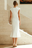 Robe de répétition midi midi simple blanche à col rond