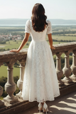 Robe de réception de mariage longue en dentelle blanche à col carré avec manches