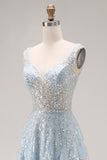Robe de soirée de promo longue bleu clair pailletée et perlée ligne A