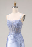 Corset de satin perlé bleu poussiéreux avec longue robe de bal avec fente