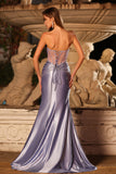 Robe longue de bal sans bretelles à perles en corset sirène-lilas avec fente