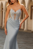 Corset sirène sans bretelles bleu poussiéreux en satin longue robe de bal avec perles