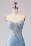 Corset de bal sirène sans anneaux bleu ciel perlé et robe de bal avec paillettes