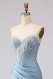 Corset de bal sirène sans anneaux bleu ciel perlé et robe de bal avec paillettes