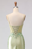 Corset perlé de sirène vert clair à volants, longue robe de bal avec lacet dans le dos