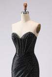 Corset de bal long perlé avec sirène noire et fente