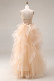 Robe de bal longue en organza sans bretelles en A A-Line au champagne avec volants