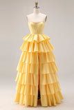 Robe de bal de bal jaune A-Line A-Line à étages corset à lacets, avec fente