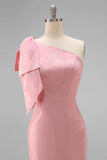 Robe longue de demoiselle d’honneur rose rose rose à fleurs, une épaule, avec un nœud d’honneur