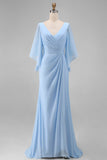 Chiffon bleu ciel A robe de mère de la mariée à col en V avec manches