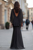 Robe noire sirène froncée de la mère de la mariée avec demi-manches