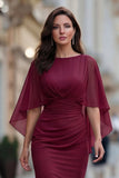 Robe noire sirène froncée de la mère de la mariée avec demi-manches