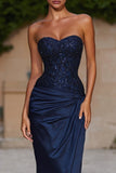 Robe Maxi sans bretelles sirène bleu marine avec sequins
