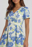 Robe d'invitée de mariage midi imprimé floral bleu et blanc ligne A manches courtes