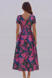 Robe d'invitée de mariage midi imprimé floral bleu et blanc ligne A manches courtes