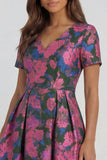 Robe d'invitée de mariage midi imprimé floral bleu et blanc ligne A manches courtes