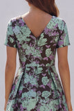 Robe d'invitée de mariage midi imprimé floral bleu et blanc ligne A manches courtes