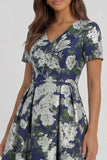 Robe d'invitée de mariage midi imprimé floral bleu et blanc ligne A manches courtes