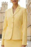 Robe de travail jaune clair à revers cranté, deux pièces à boutonnage simple