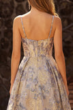 Courtoise de bal longue robe de bal à longues bretelles jacquard bleu poussiéreux à volants Jacquard
