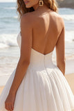 Petite robe de remise de diplôme Sweetheart ivory à fronçages en ligne A