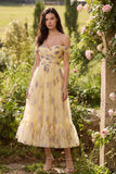 Robe midi en fleurs jaunes ligne en A décollée sur les épaules avec volants