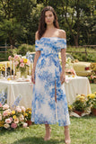 Robe midi en tule fleur bleue, ligne A, décollée d’épaules, corset avec fente