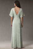Robe d'invitée de mariage midi vert sauge poussiéreux col V manches courtes