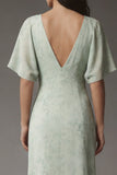 Robe d'invitée de mariage midi vert sauge poussiéreux col V manches courtes
