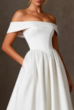Robe longue longue blanche de fiançailles en ligne A dénudée