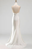 Robe de mariée en satin blanc sirène à col haut avec traîne balayante