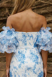 Robe de balles bleue bleue à fleurs épaulées dénudée